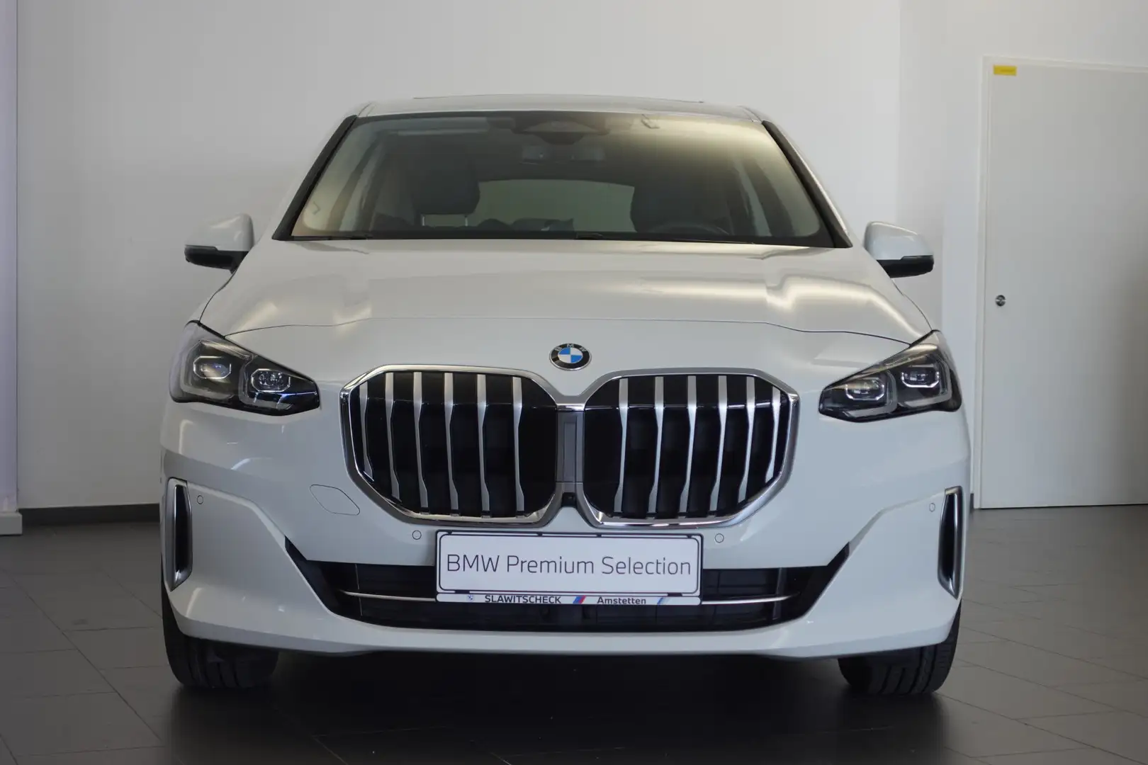 BMW 218 d U06 Weiß - 2