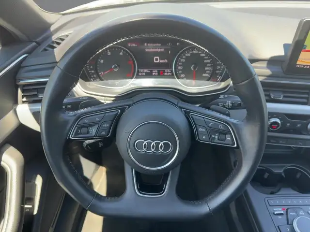 Audi A4 view 10