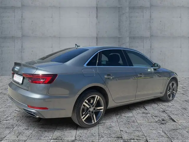 Audi A4 view 6