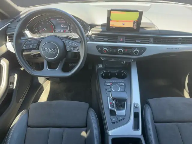 Audi A4 view 9