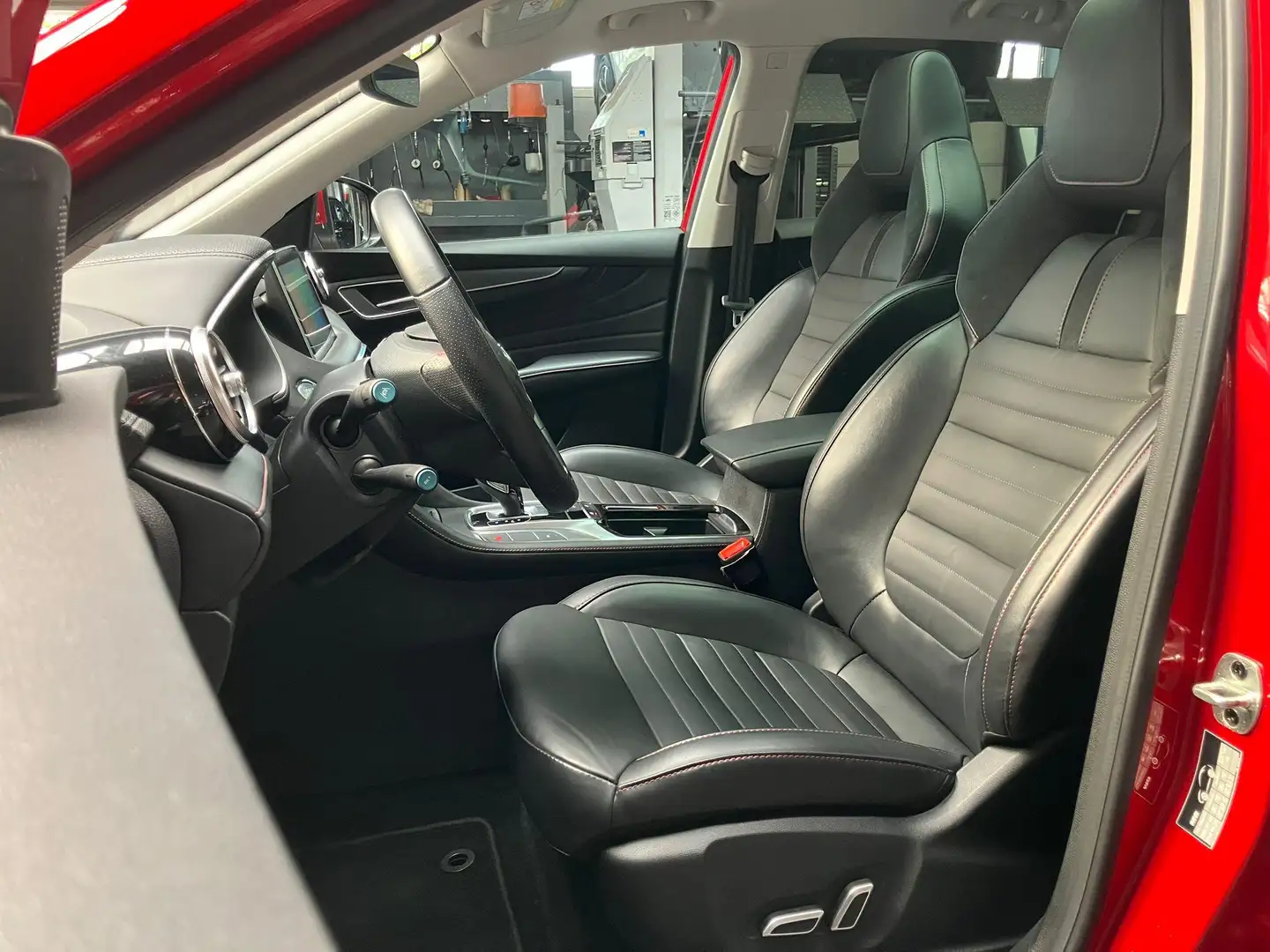 MG EHS Luxury Piros - 2