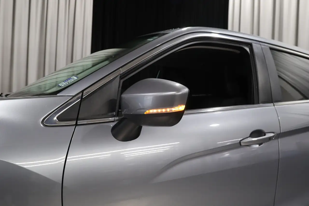 Mitsubishi Eclipse Cross photo Mitsubishi Eclipse Cross