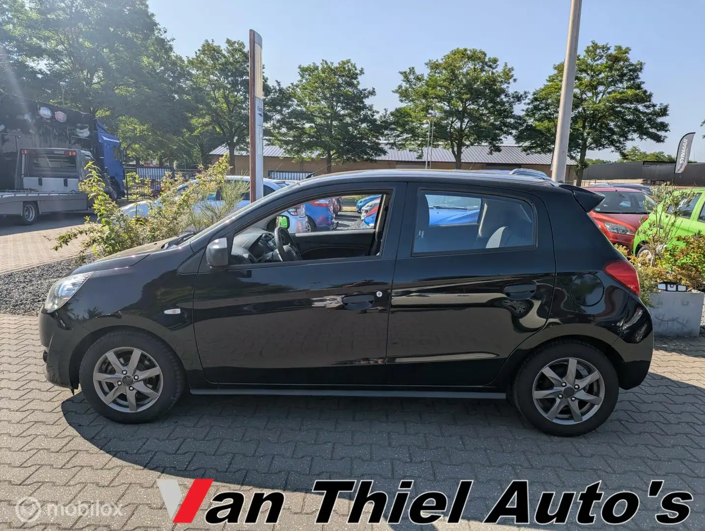 Mitsubishi Space Star 1.0 Entry Negro - 2
