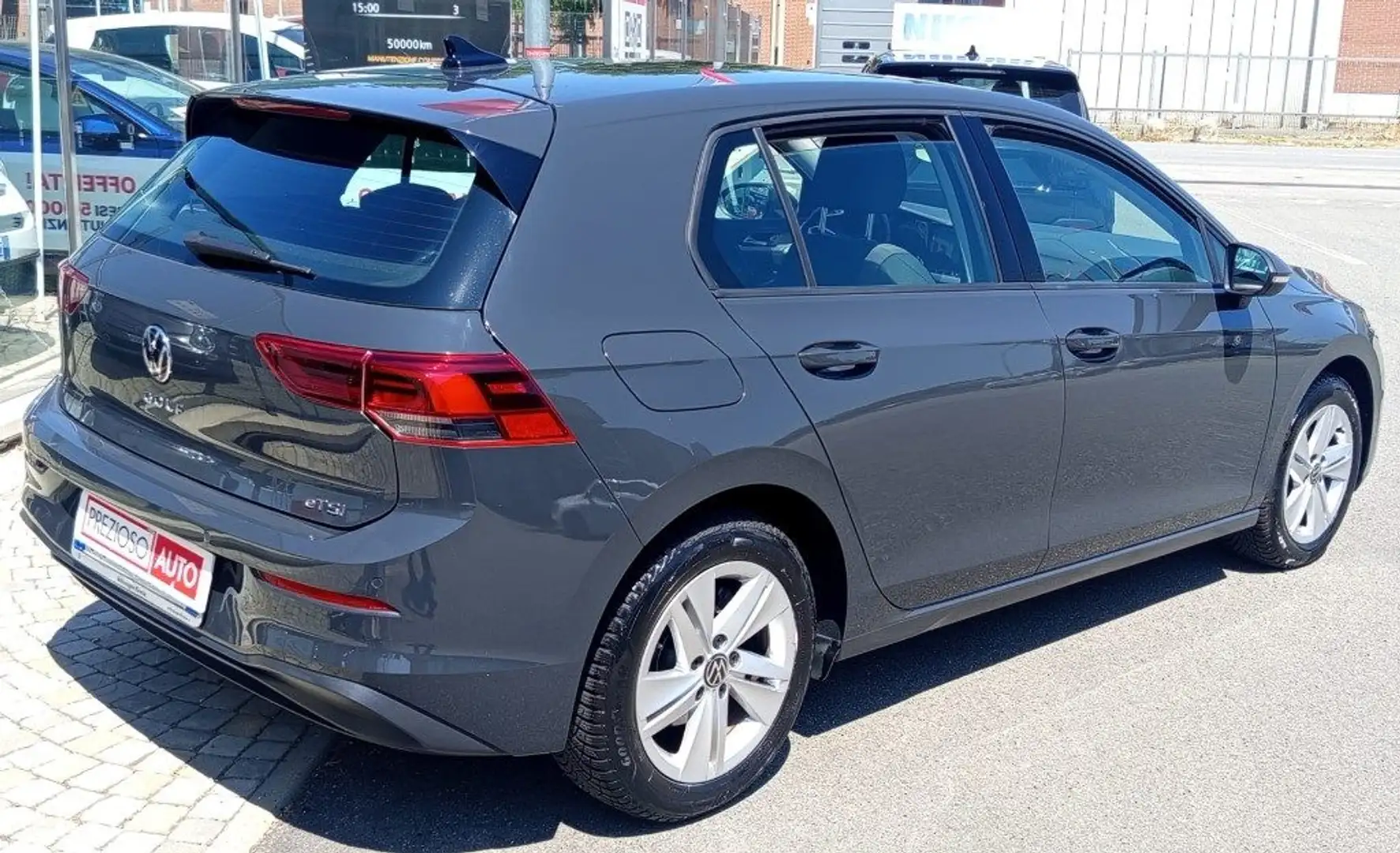 Volkswagen Golf 1.0 eTSI EVO DSG Life Grigio - 2