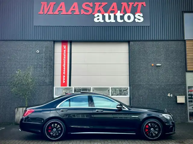 Mercedes-Benz S 63 AMG Amg / 4-Matic / Full options / First paint / Trekh