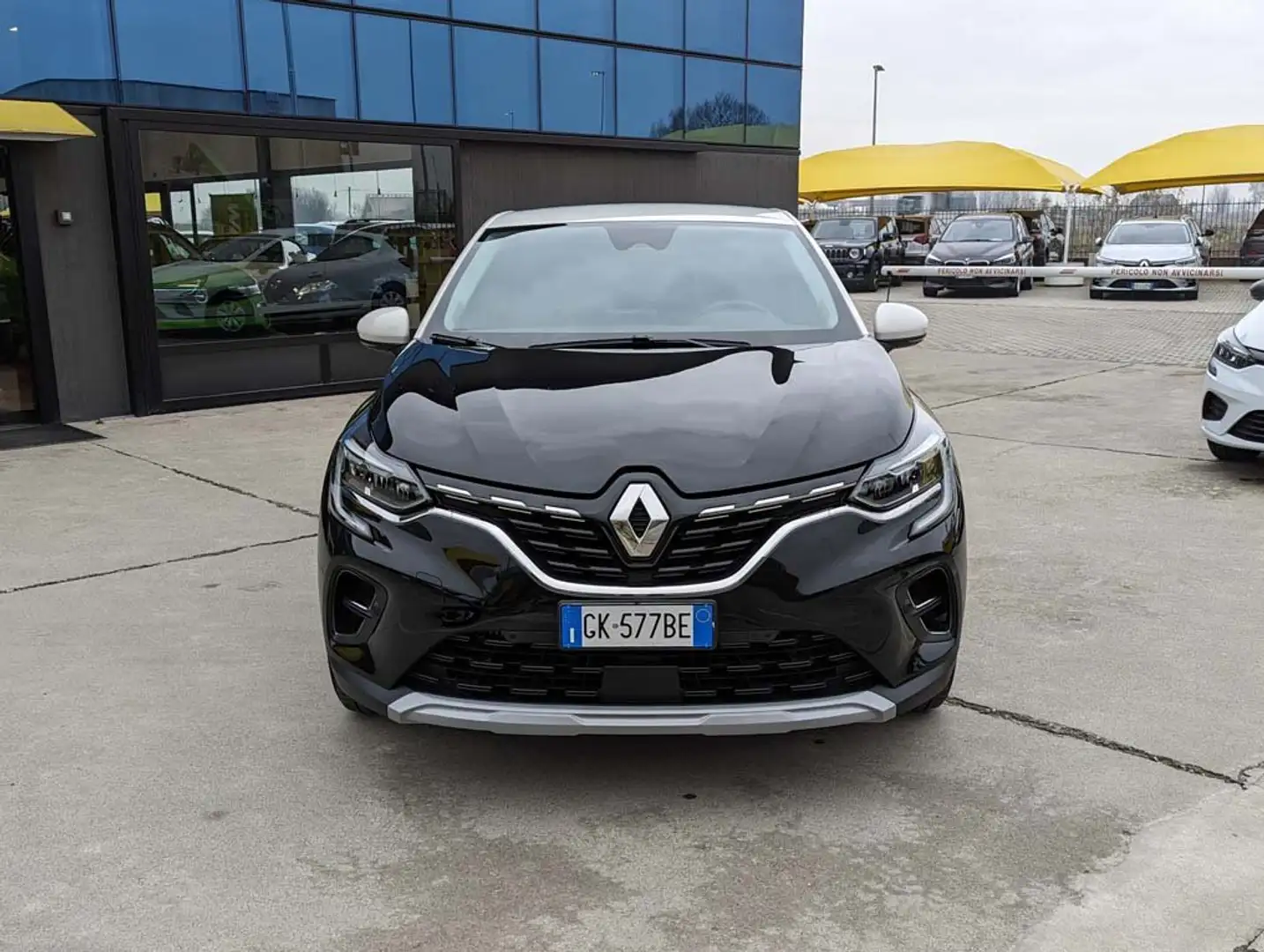 Renault Captur 1.0 tce Intens Gpl 100cv crna - 2