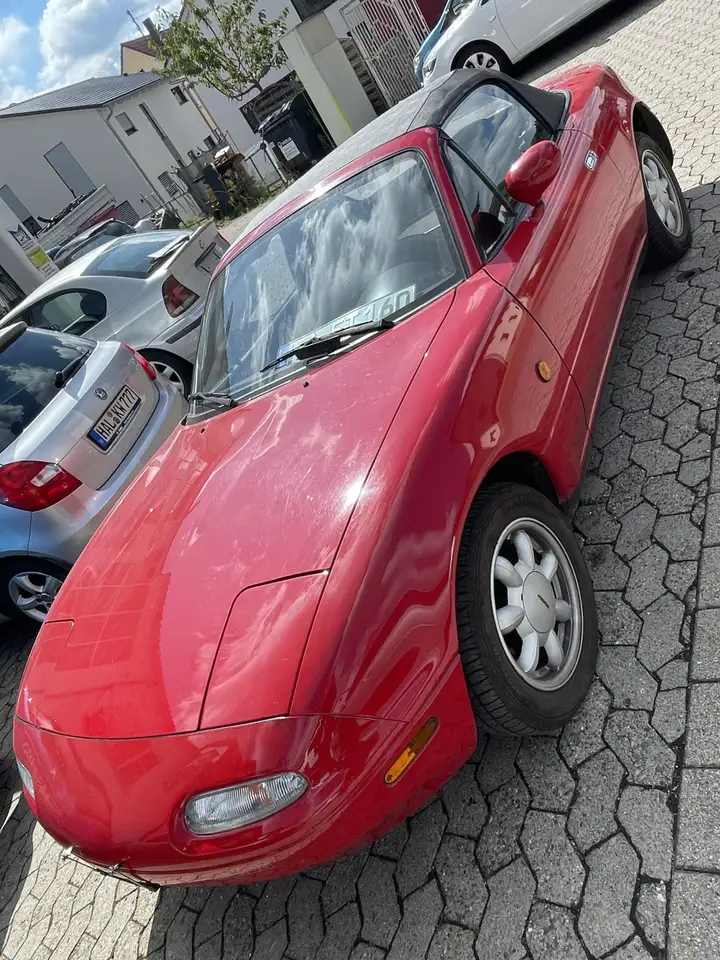 Mazda MX-5 Classic Red, foto 1