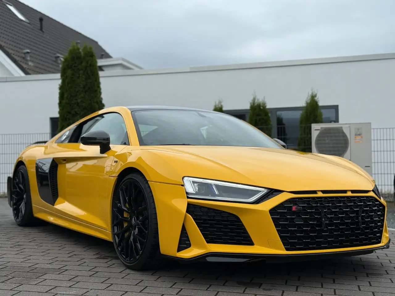 Audi R8