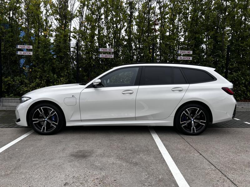 BMW 330 Touring — photo 14