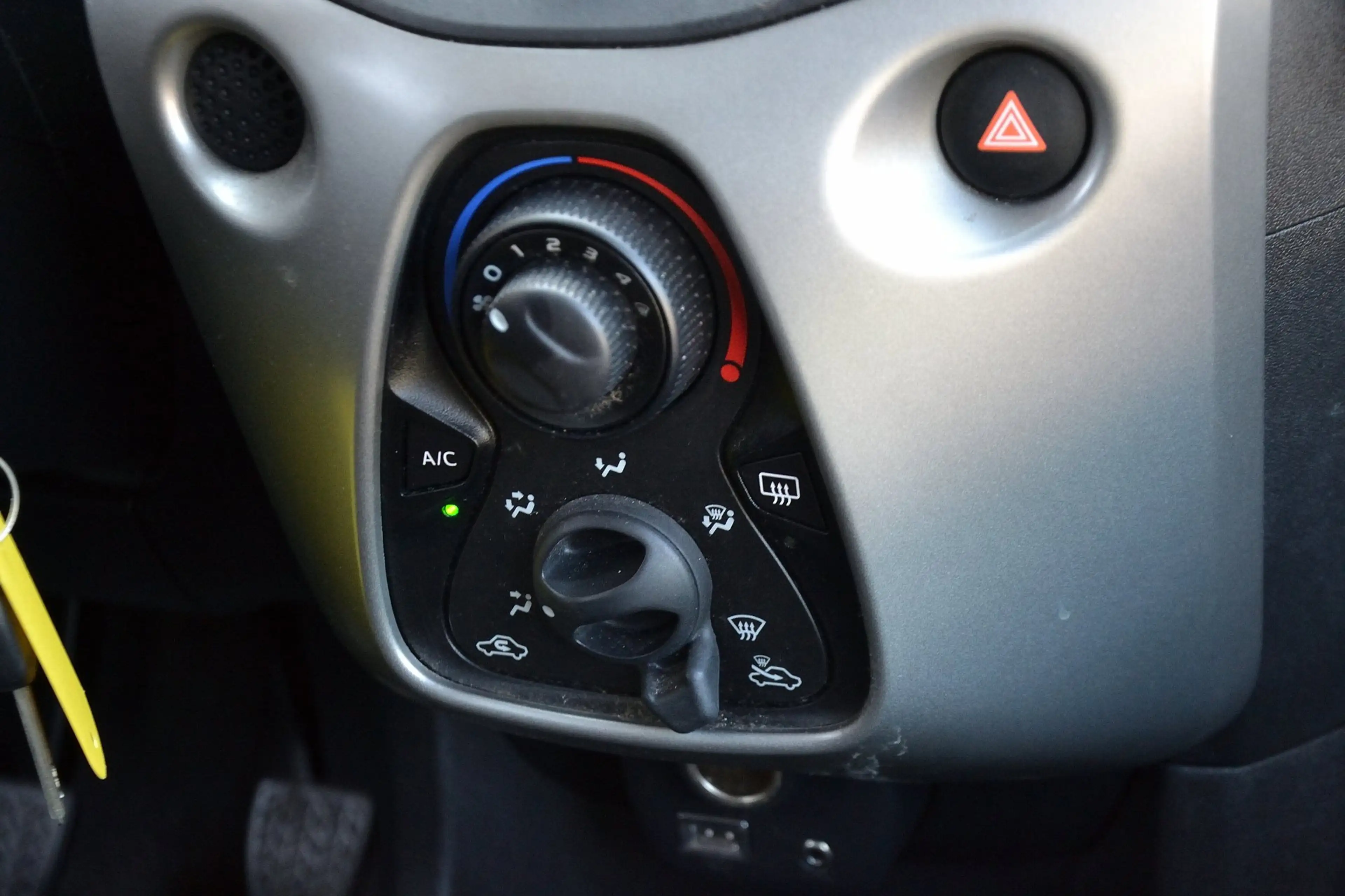 Citroen C1 1.0 e-VTi Style Edition | 5drs | Airco | El. Ramen — photo 12