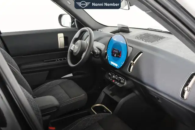 Mini Countryman view 9