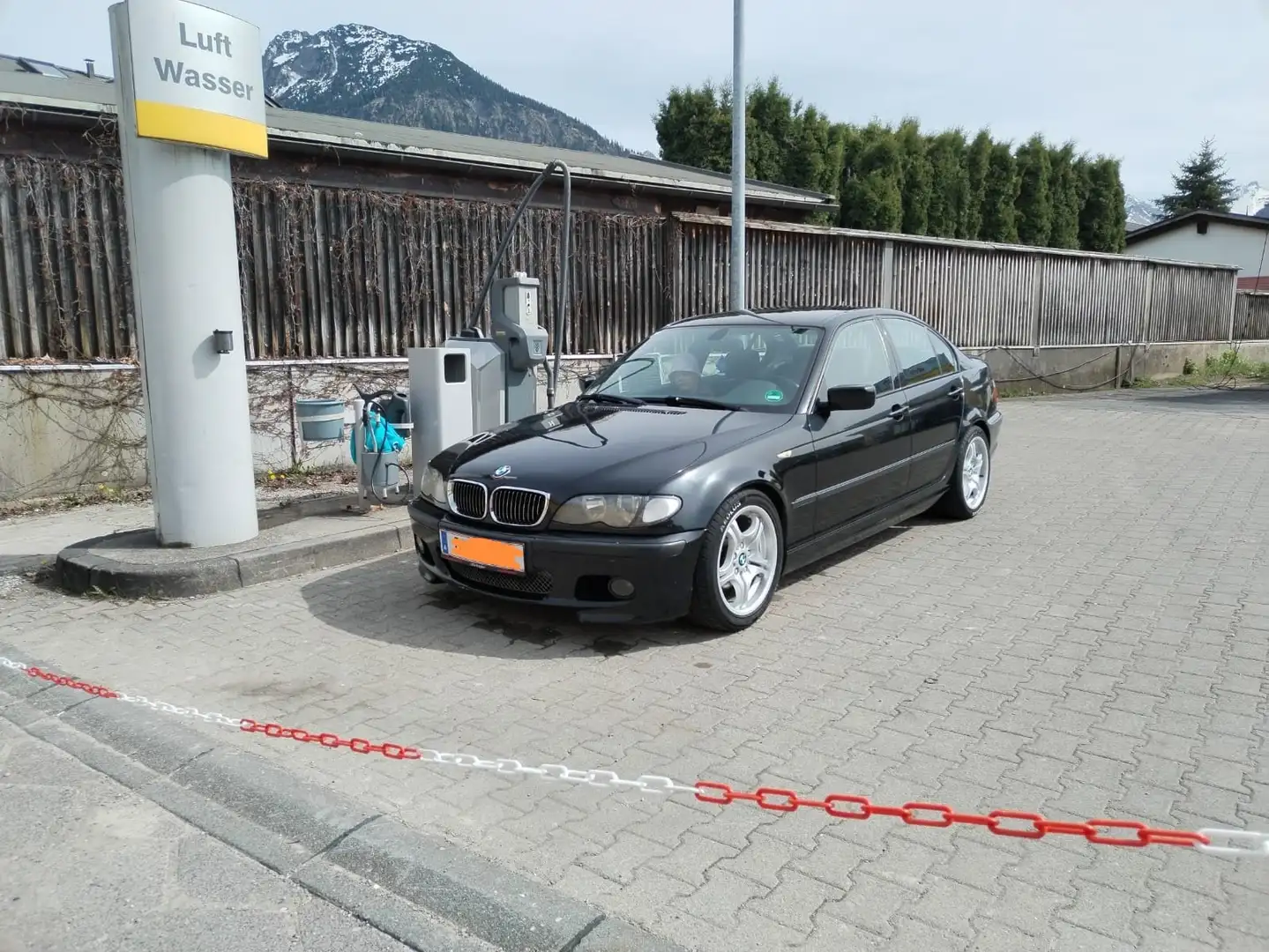 BMW 318 318i Černá - 1
