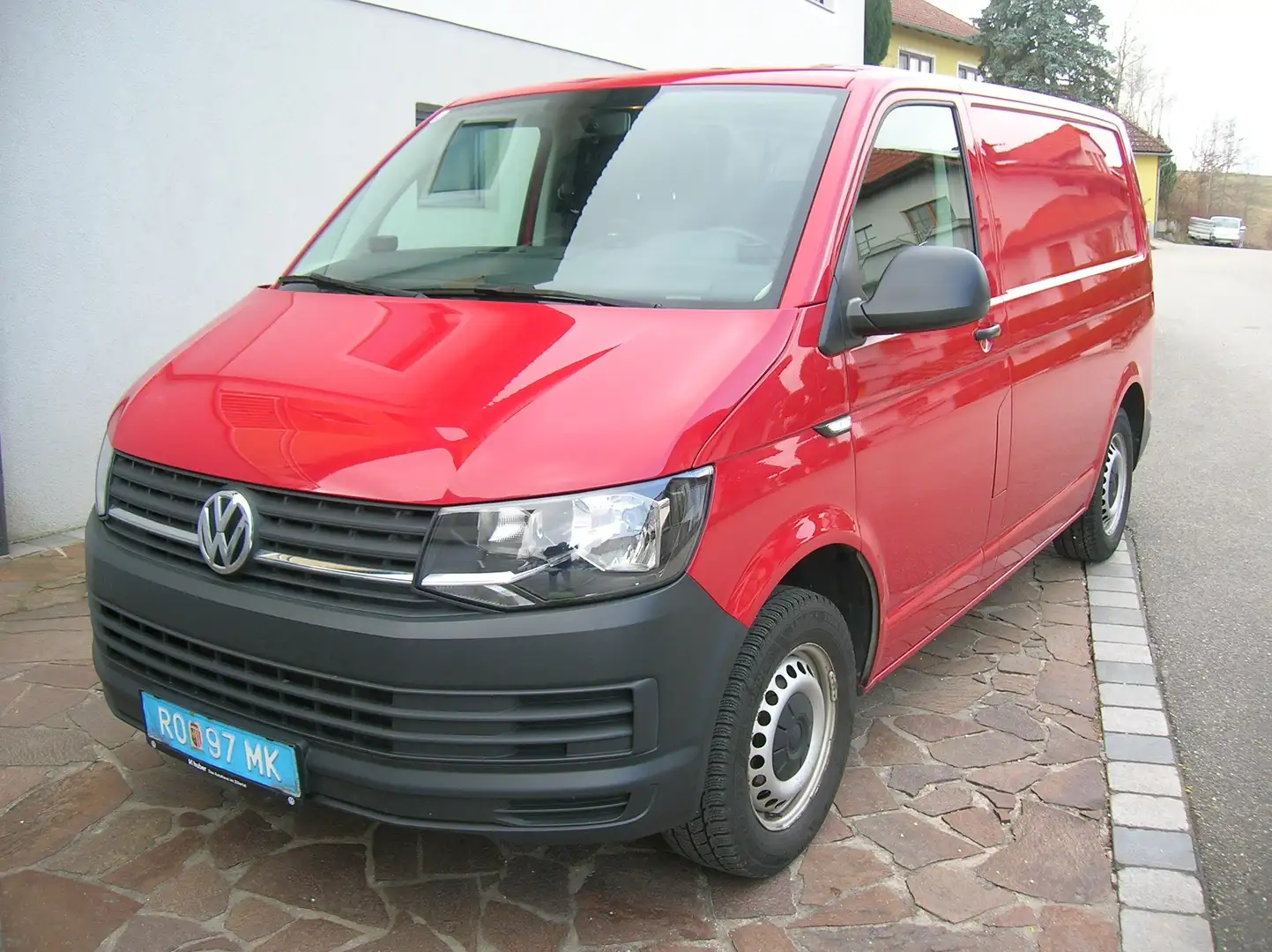 Volkswagen T6 Transporter Kasten, Klima ,Tempomat, Armlehnen, Parksensoren Rot - 1