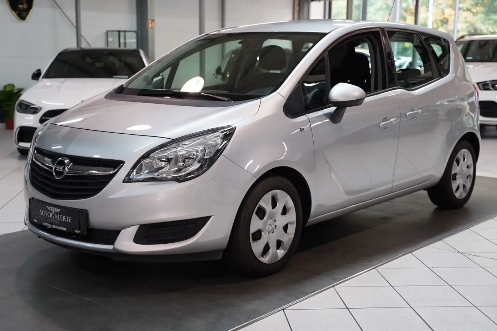 Opel Meriva B Edition*erst 34.000 KM*KLIMA*PDC*SITZHZ Argent - 1