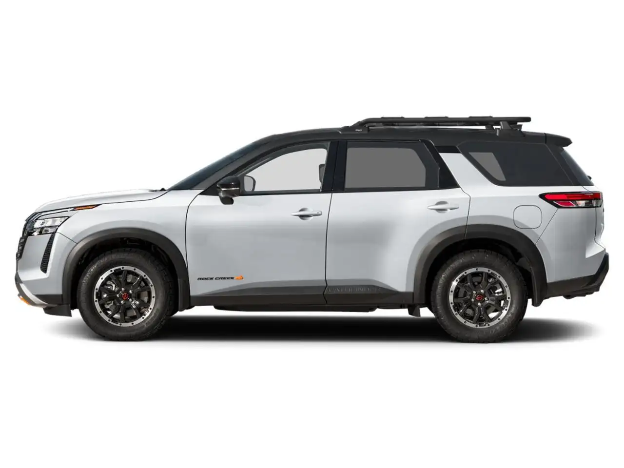 Nissan Pathfinder снимка Nissan Pathfinder