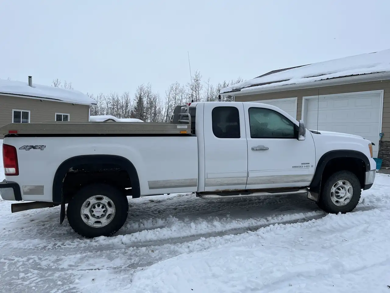 GMC Sierra 2500HD снимка GMC Sierra 2500HD