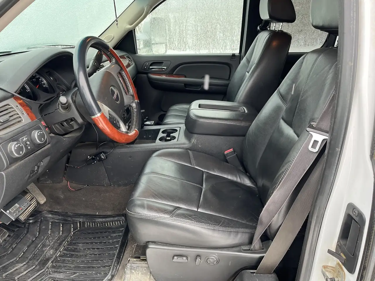 GMC Sierra 2500HD снимка GMC Sierra 2500HD