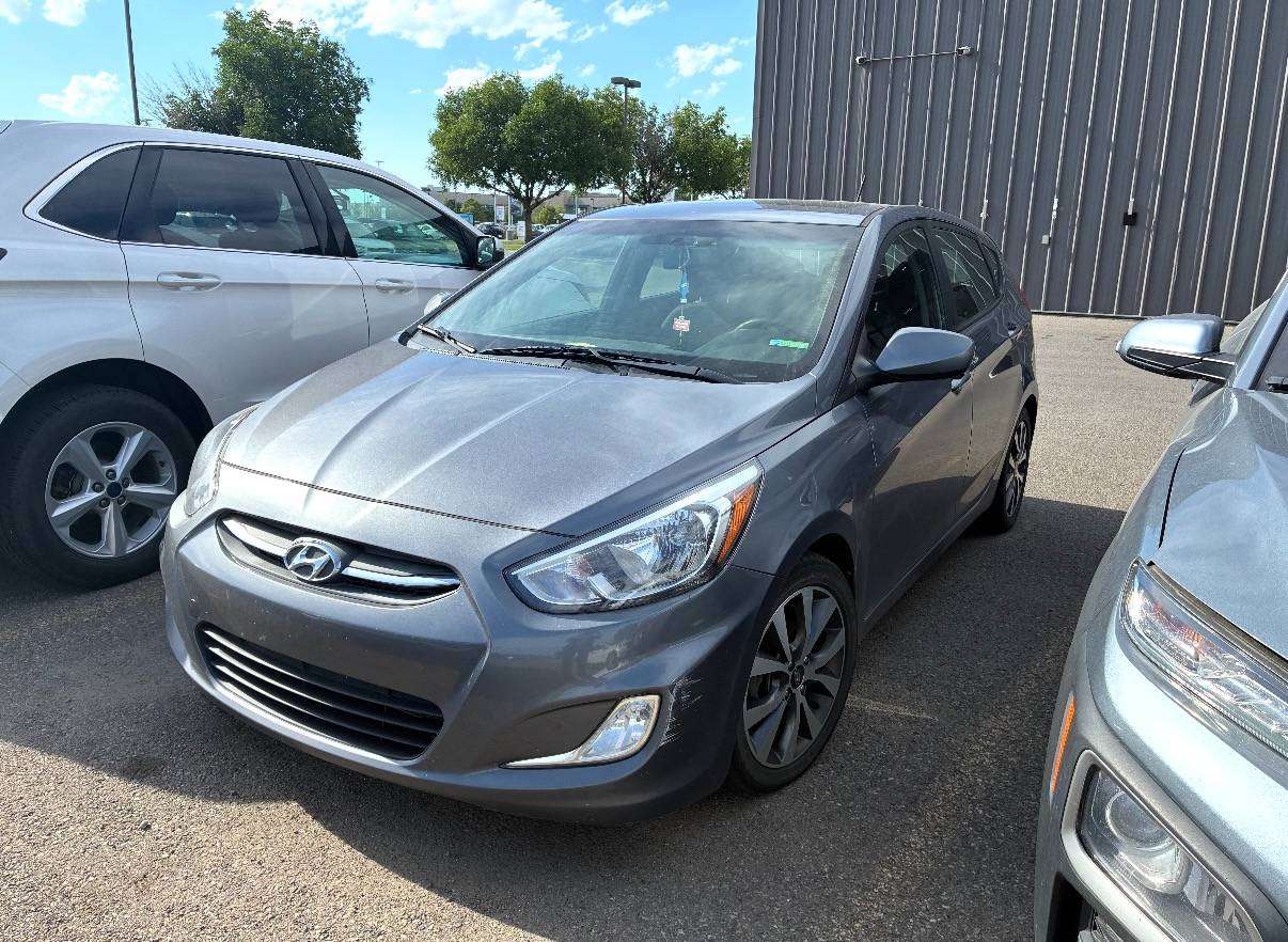Gray 2017 Hyundai Accent Hatchback Front-Wheel Drive 6-Speed Automatic