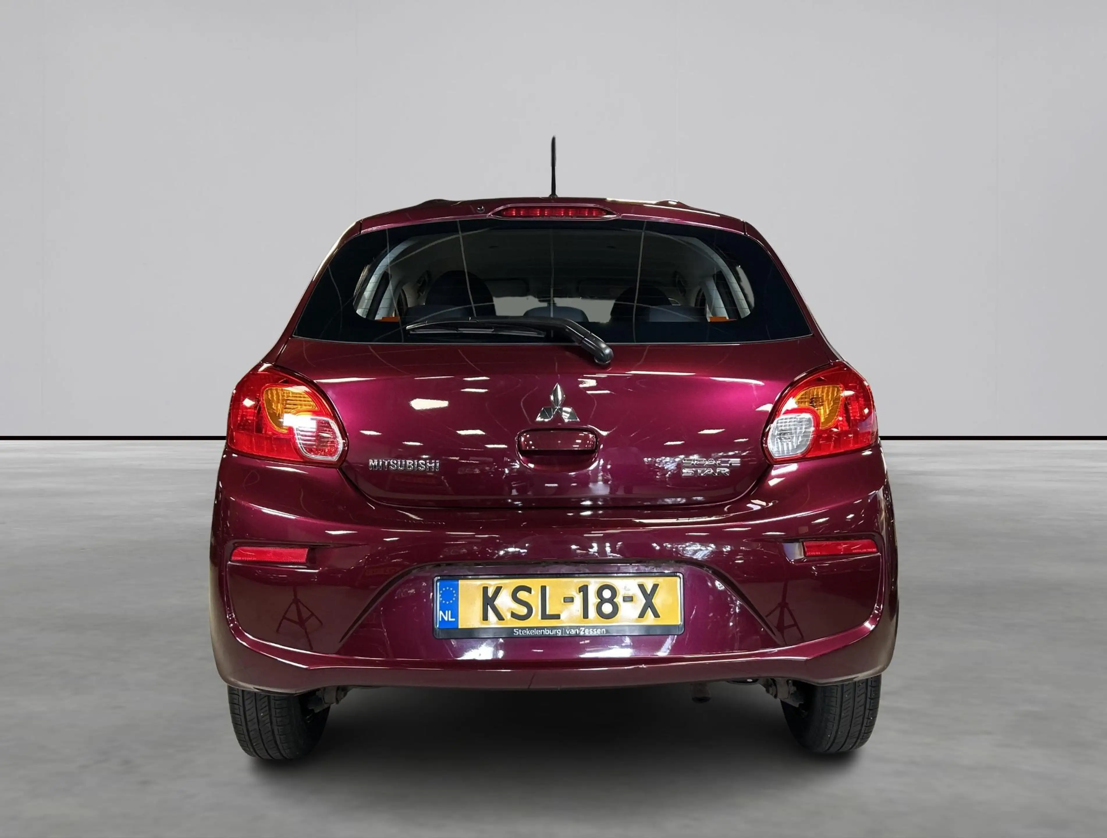 Mitsubishi Space Star 1.0 Inform — photo 4