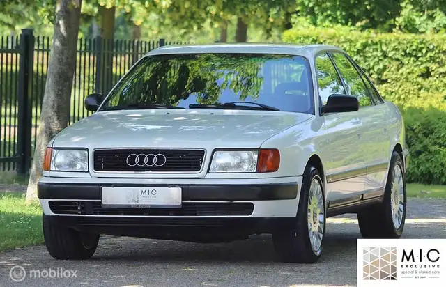 Audi 100 2.6 V6 Automaat | 81-jarige Zwitserse eigenaresse!