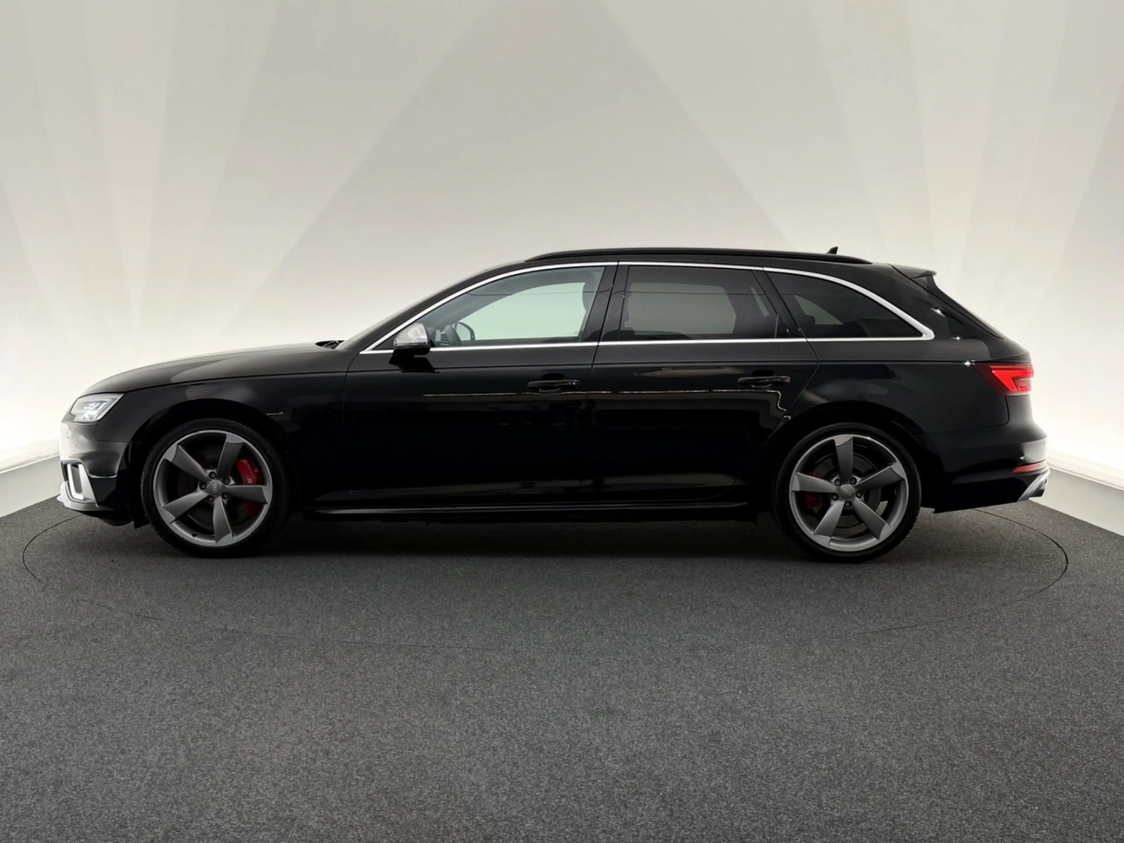 Audi S4 Avant 3.0 TDI qu.*MATRIX*B&O-MEMO-AHK-HUD-ACC — photo 4