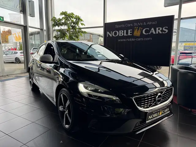 Volvo V40 T3 Geartronic R Design LED ALU