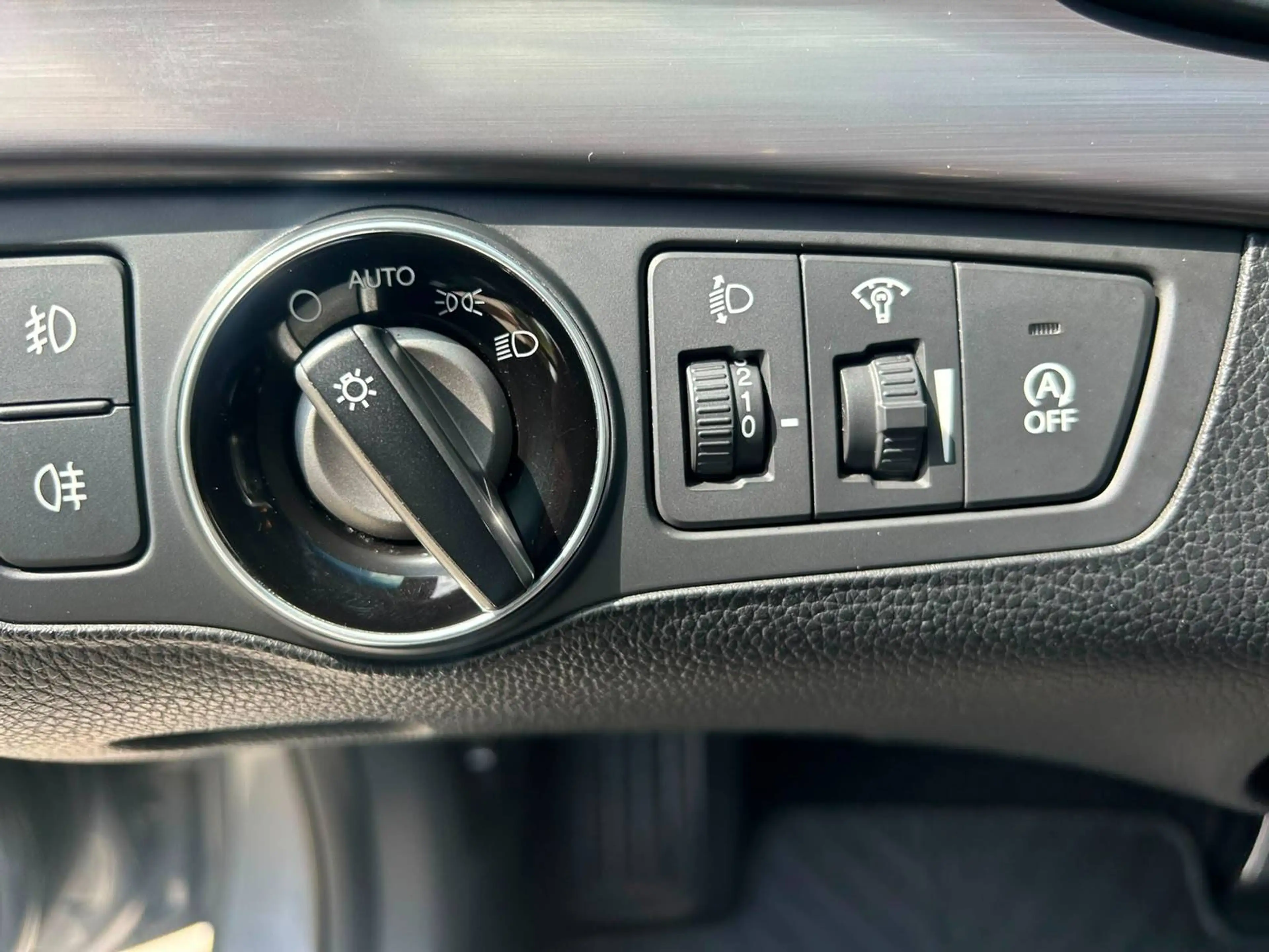Hyundai i40 blue Style — photo 13