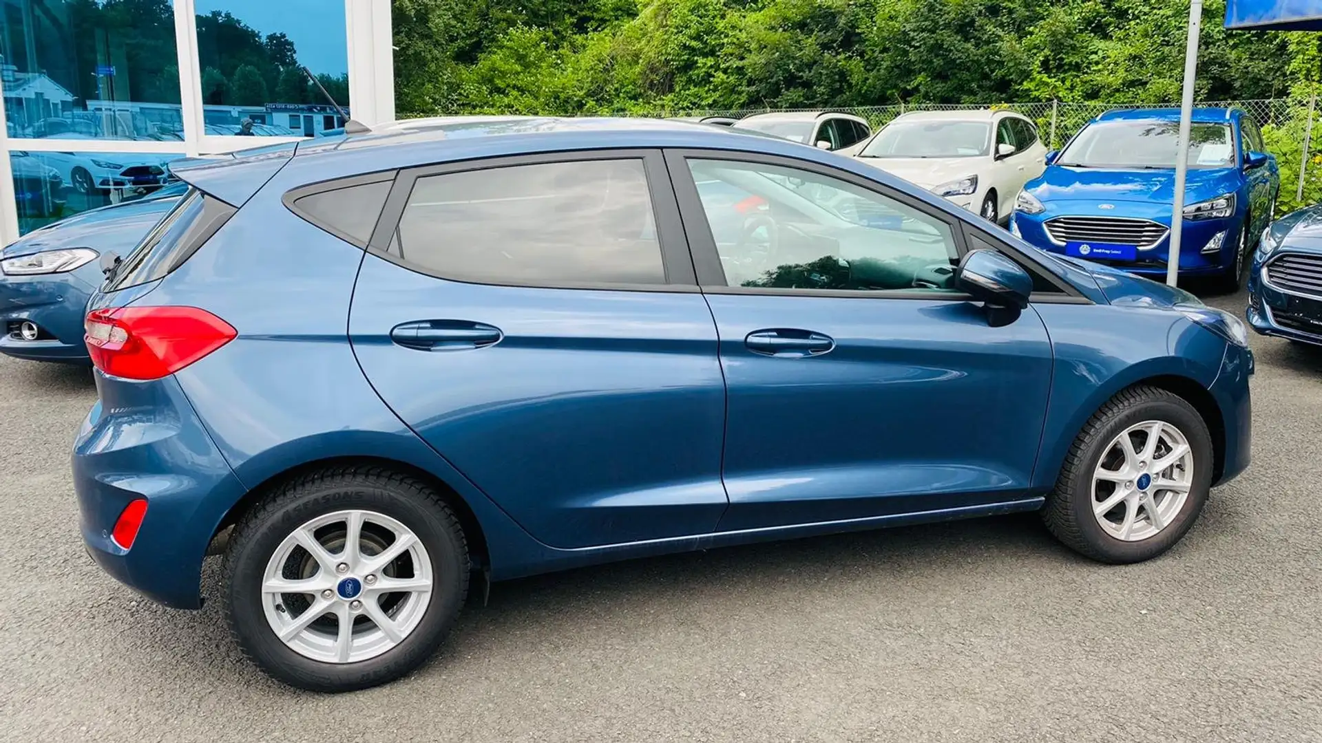 Ford Fiesta Fiesta 1.1 COOL Blau - 2