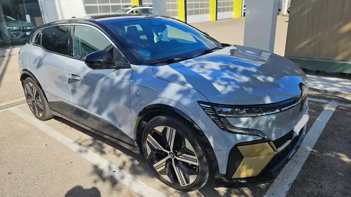 Renault Mégane E-Tech 100% eléctrico iconic EV60 super charge 2023, foto 4