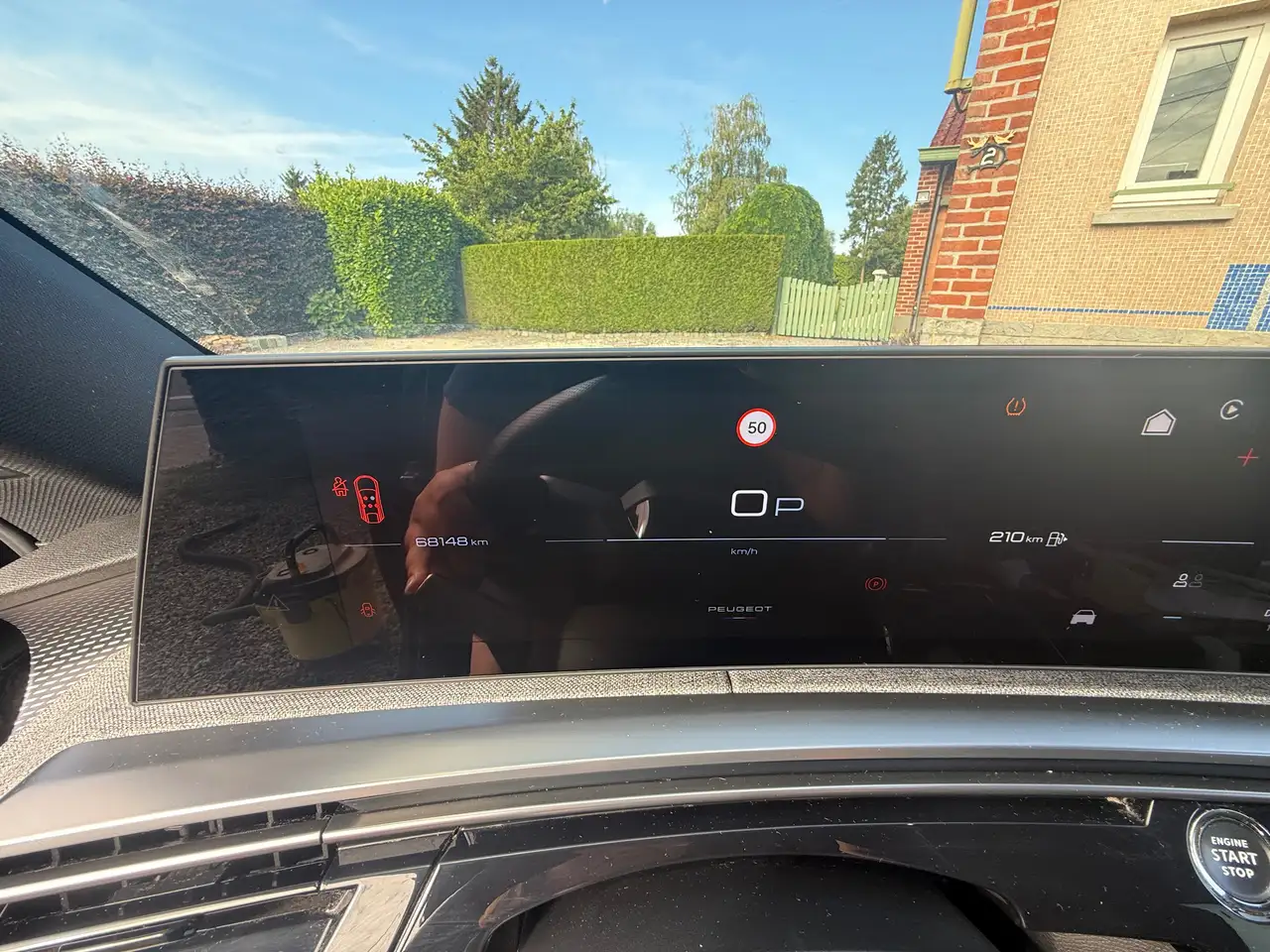 Peugeot 3008 3008 Plug-In Hybrid — photo 28