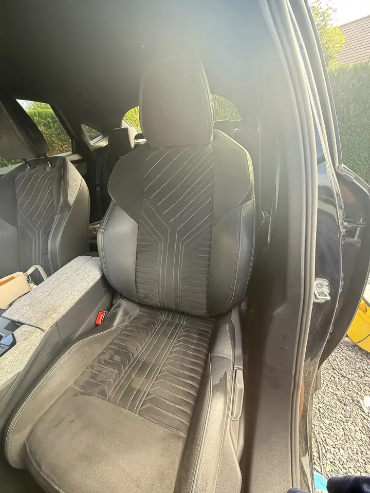 Peugeot 3008 3008 Plug-In Hybrid — photo 37