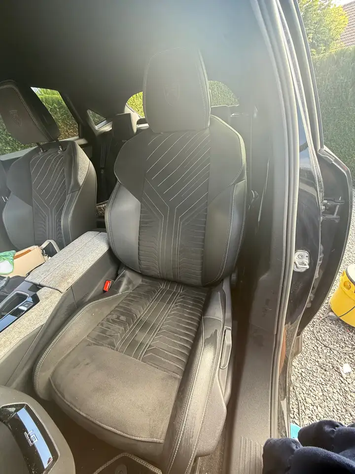Peugeot 3008 3008 Plug-In Hybrid — photo 36