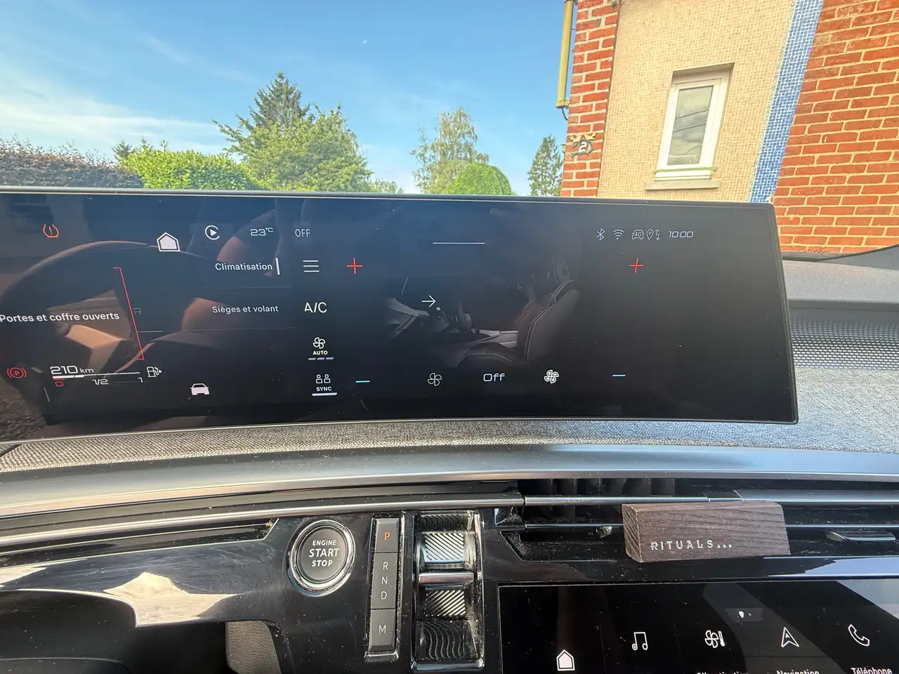 Peugeot 3008 3008 Plug-In Hybrid — photo 26