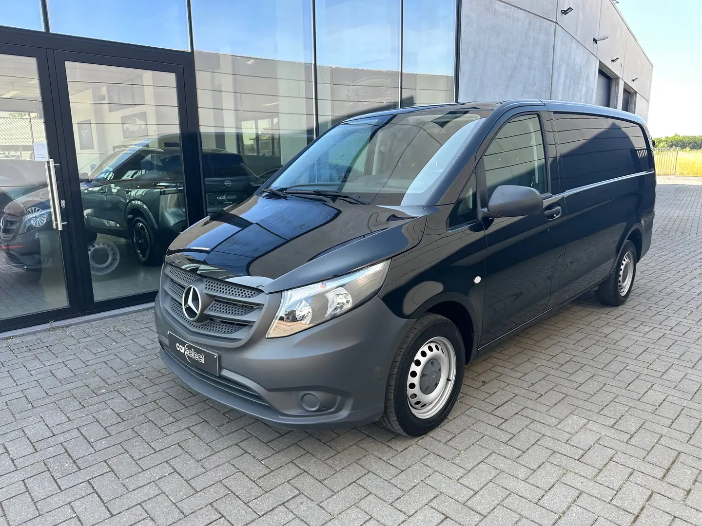 Mercedes-Benz Vito 116CDI automaat  L2   **   29000km   ** Zwart - 1