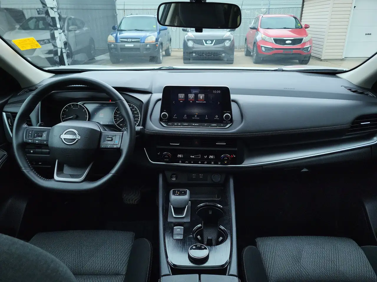 Nissan Rogue photo Nissan Rogue