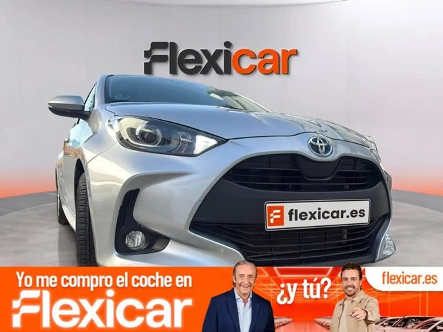 Toyota Yaris 120H 1.5 Active Plus Gris - 1