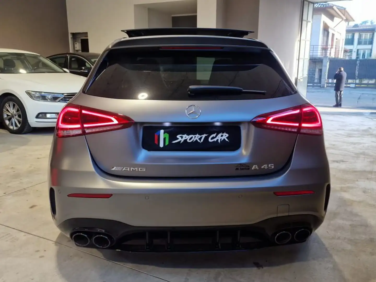 Mercedes-Benz A 45 AMG 4matic+ auto Grijs - 2