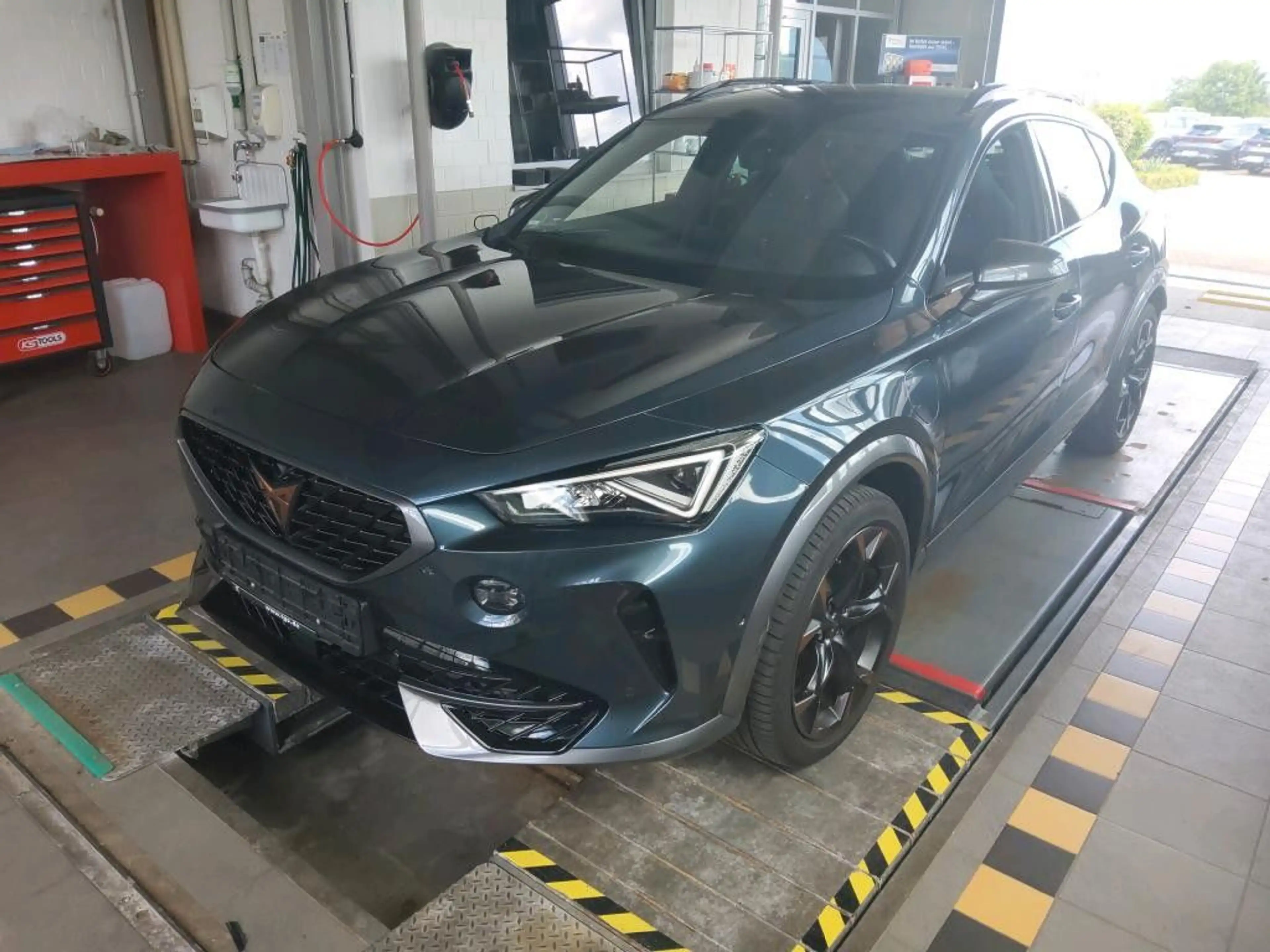 CUPRA Formentor VZ 1.4e/TSI Navi SHZ ACC LED PDC Alu
