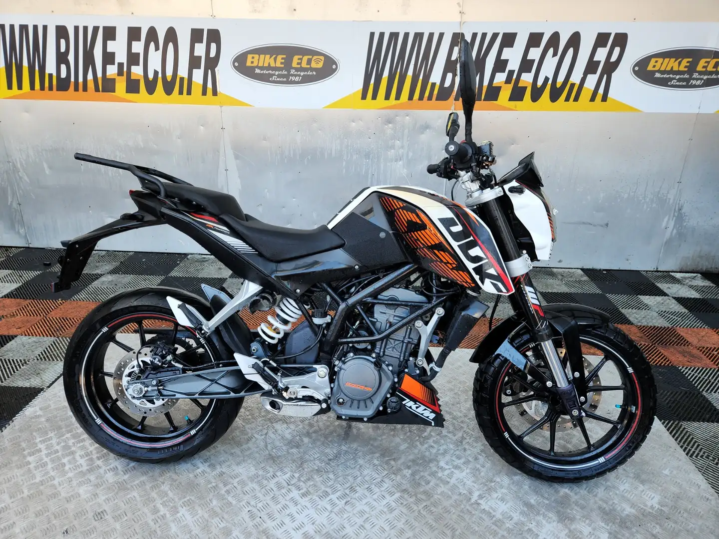 KTM 125 Duke Fehér - 1