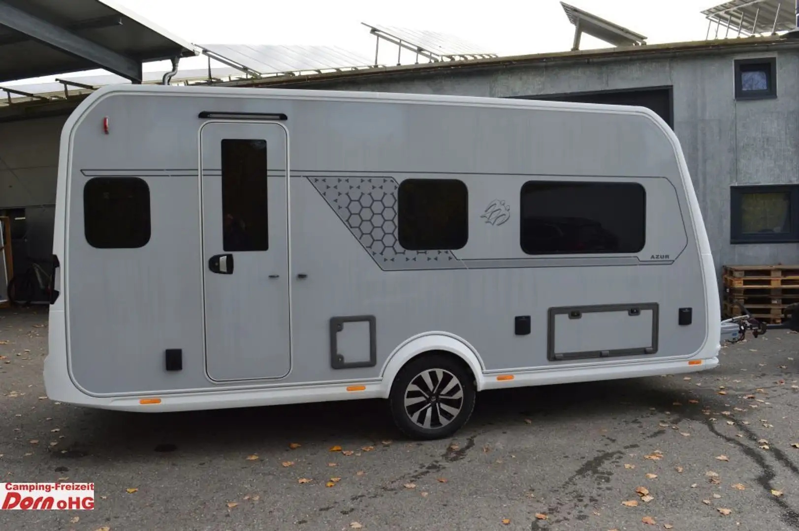 Knaus Azur 460 EU Leichter Hagel Bugfront Grijs - 1