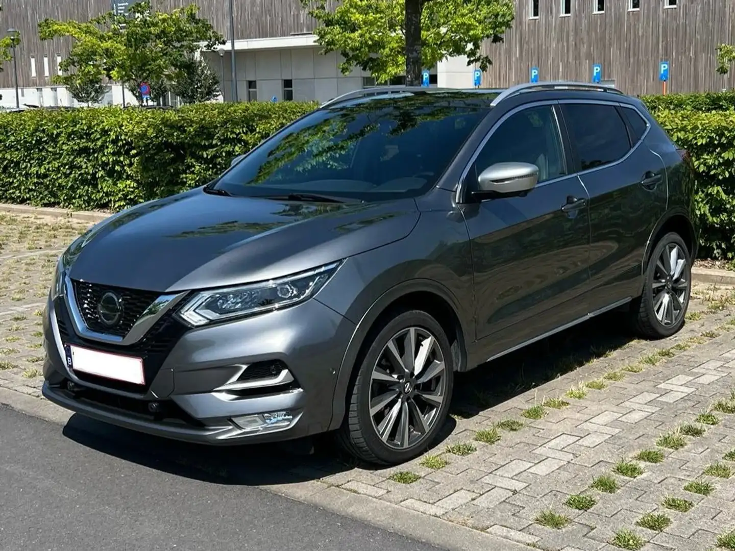 Nissan Qashqai Qashqai 1.3 DIG-T TEKNA+ Argent - 2