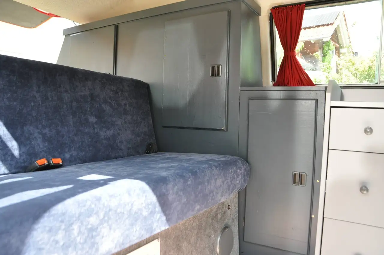 Volkswagen Bus T3 Camper Baujahr 1984, foto 6