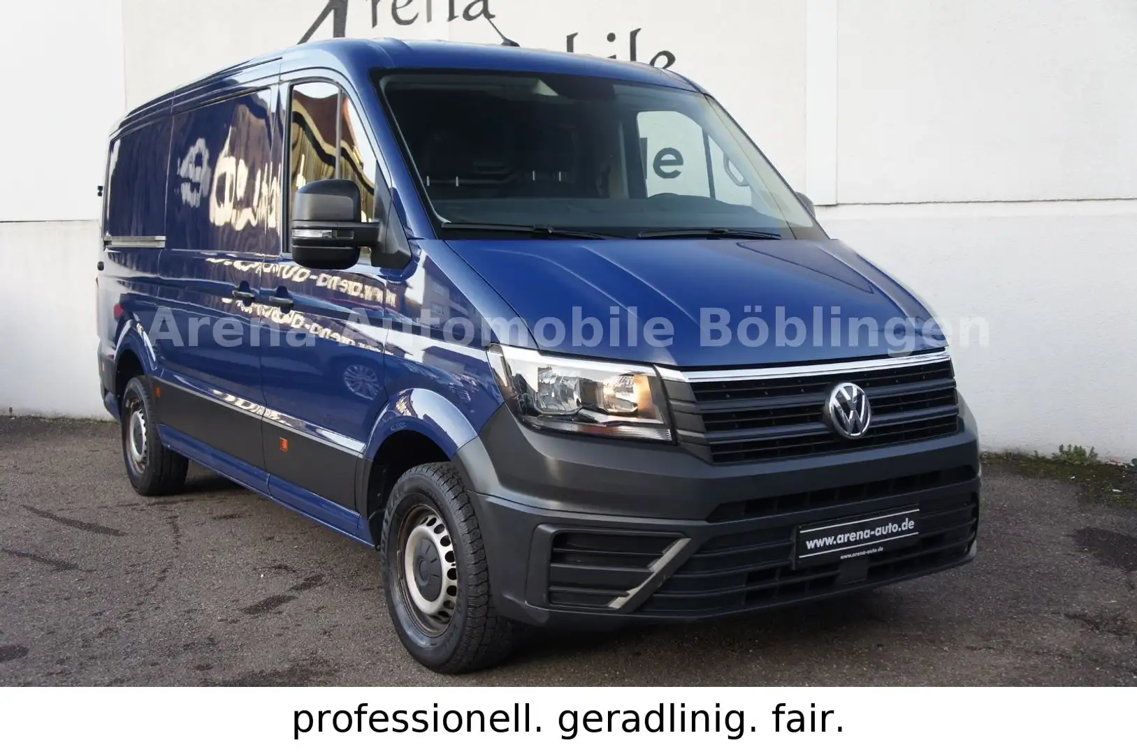 Volkswagen Crafter 2.0 TDI Kasten 35 mittellang FWD DSG Blau - 1
