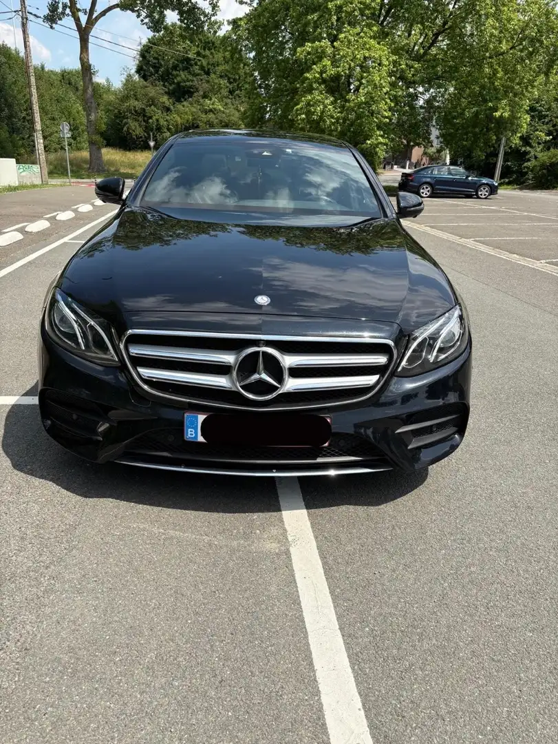 Mercedes-Benz E 220 PACK AMG LINE - 1