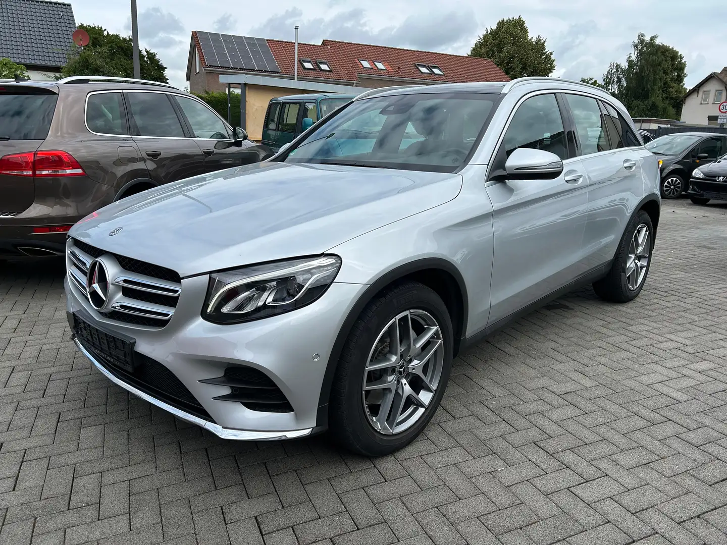 Mercedes-Benz GLC 250 GLC 250 4Matic, AMG Line, Voll MB Service Argent - 1