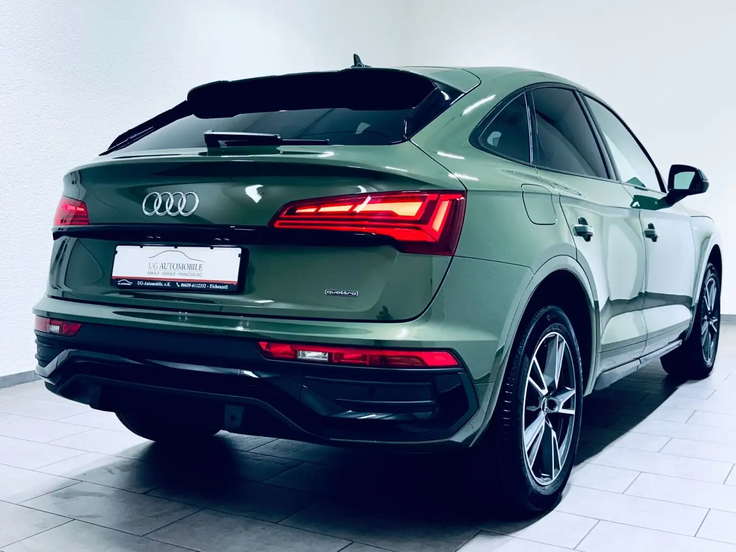Audi Q5 Sportback 40 TDI quattro S line * 1.H * R-KAM Vert - 1