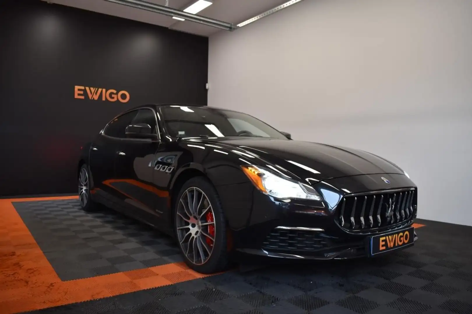 Maserati Quattroporte 3.8 530ch GTS START-STOP SUIVI GARANTIE 6 A 60 MOI Noir - 1