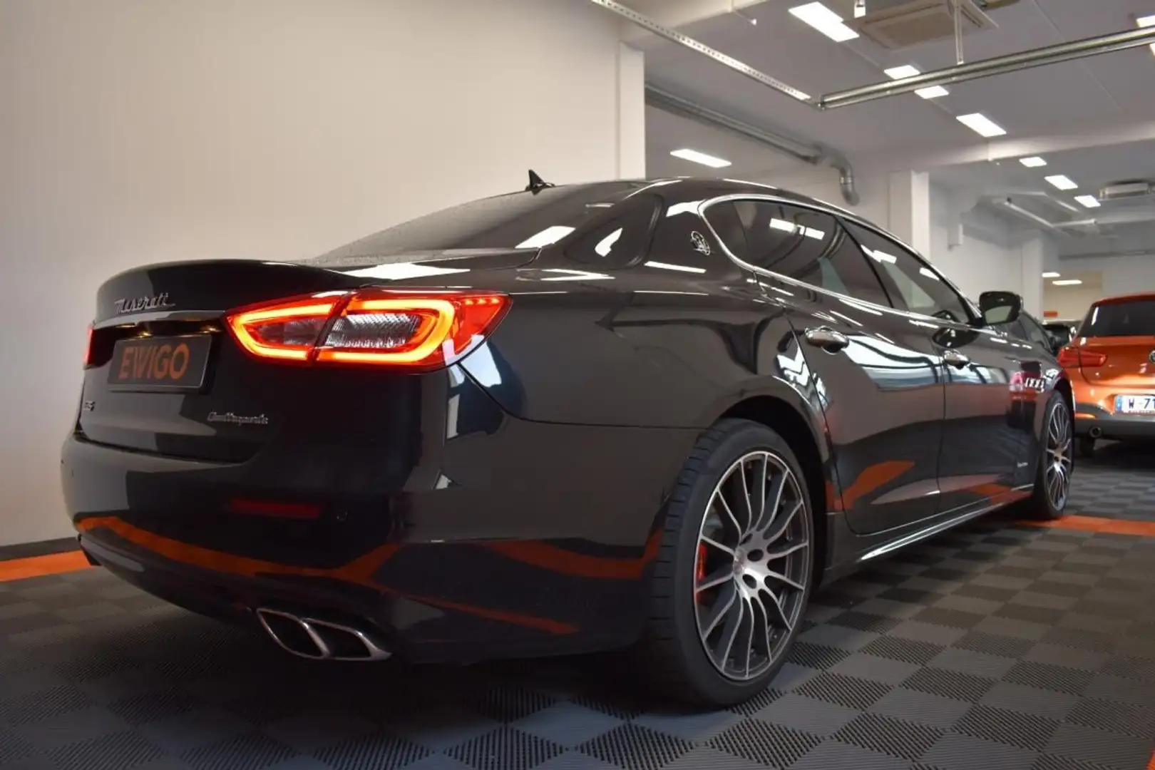 Maserati Quattroporte 3.8 530ch GTS START-STOP SUIVI GARANTIE 6 A 60 MOI Noir - 2