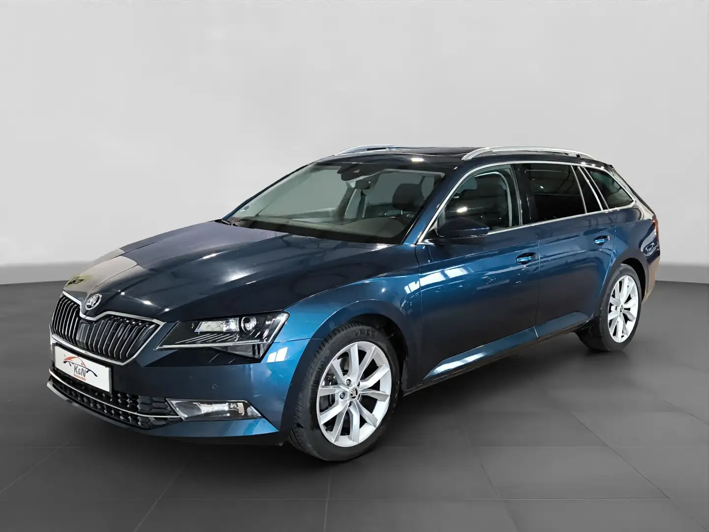 Skoda Superb Style 4x4 *Xenon*AHK*ACC*Standhzg*Kamera*1.Hand* Bleu - 1
