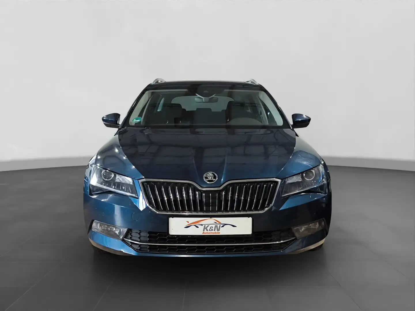 Skoda Superb Style 4x4 *Xenon*AHK*ACC*Standhzg*Kamera*1.Hand* Bleu - 2